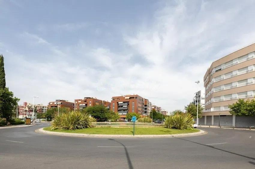 Piso en venta en calle Fernando De Los Rios, Granada 17/25