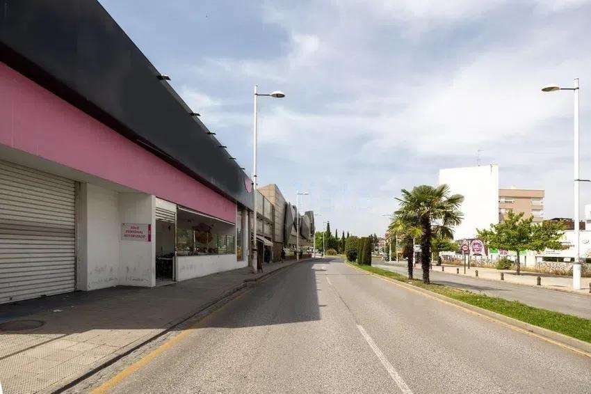 Piso en venta en calle Fernando De Los Rios, Granada 22/25
