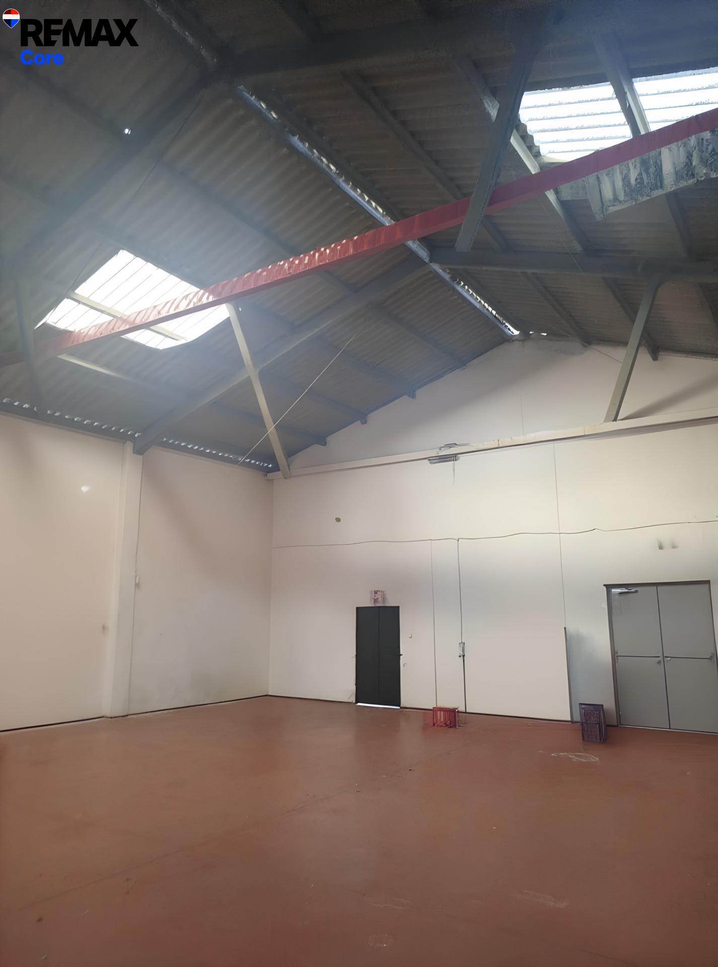 Nave Industrial en venta en Esparragalejo 7/16
