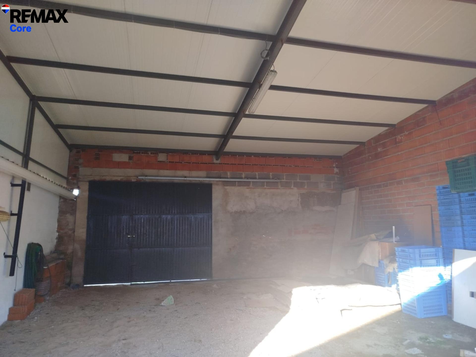 Nave Industrial en venta en Esparragalejo 9/16