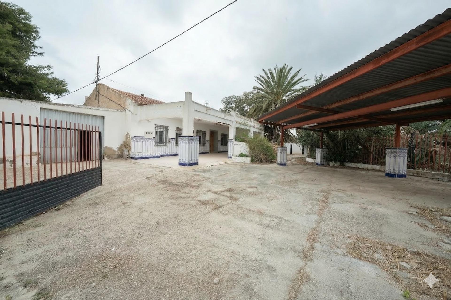Nave Industrial en venta  calle POB.LAS CASILLAS, Crevillent  1/1