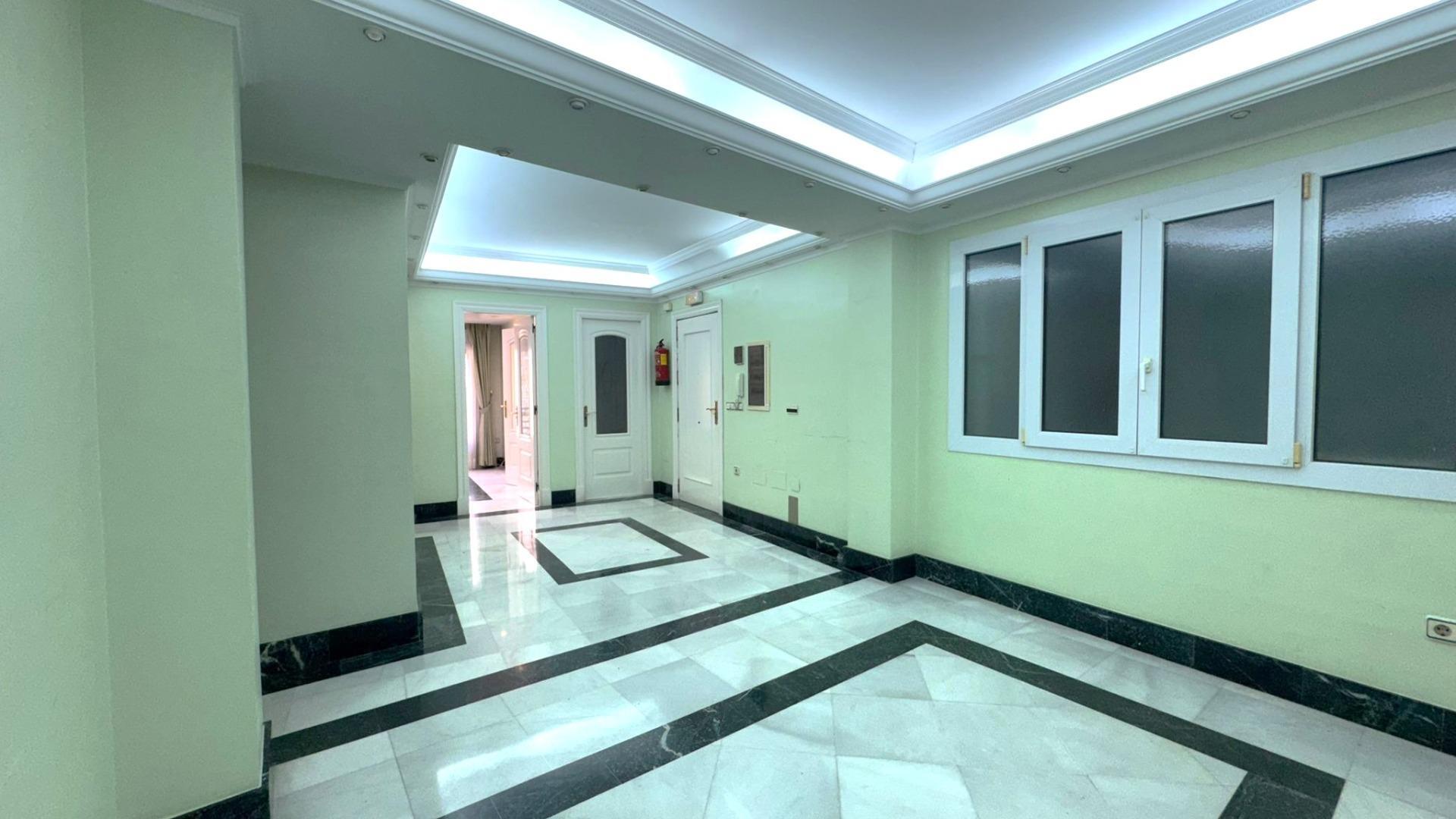Oficinas-Venta-AlmerÃ­a-2151348-Foto-14