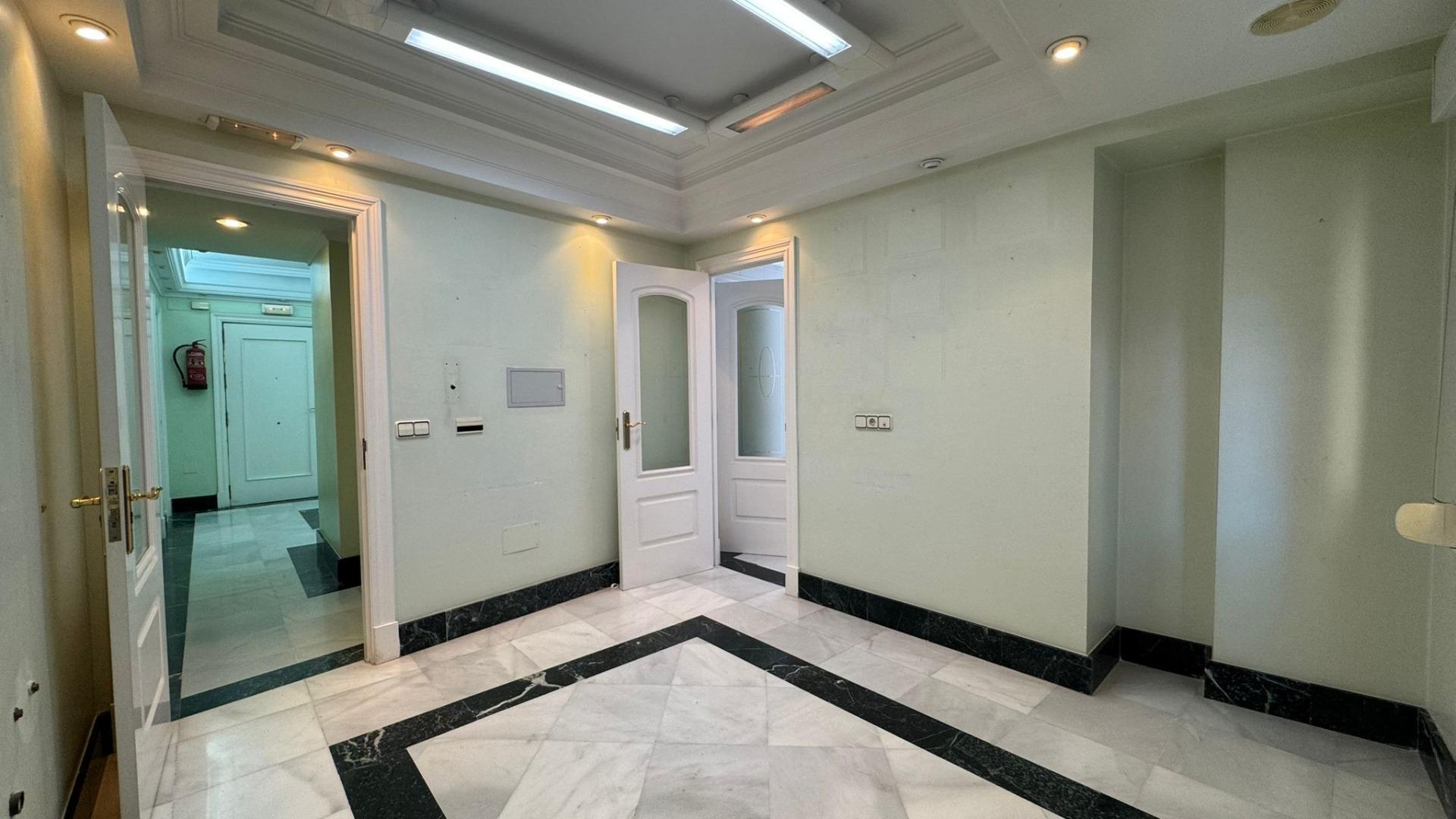 Oficinas-Venta-AlmerÃ­a-2151348-Foto-29