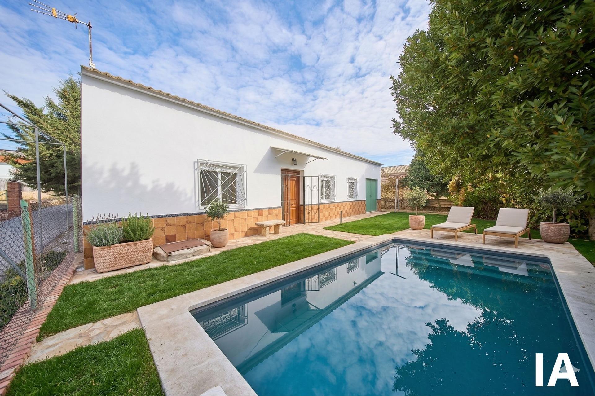 Casa en venta en calle Camino Cortijo De Tarifa, 16, 16, Cullar 8/54