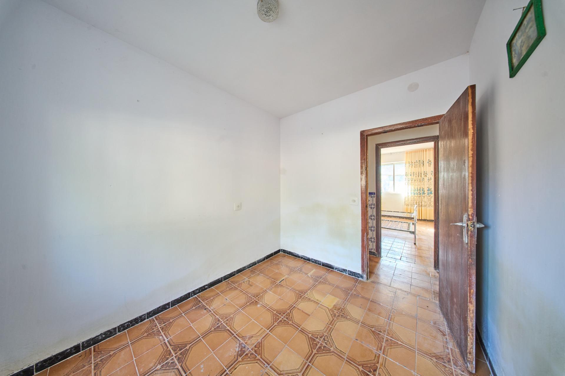 Casa en venta en calle Camino Cortijo De Tarifa, 16, 16, Cullar 16/54