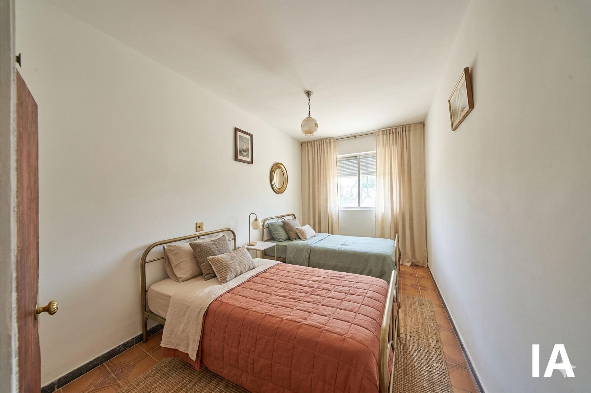Casa en venta en calle Camino Cortijo De Tarifa, 16, 16, Cullar 17/54
