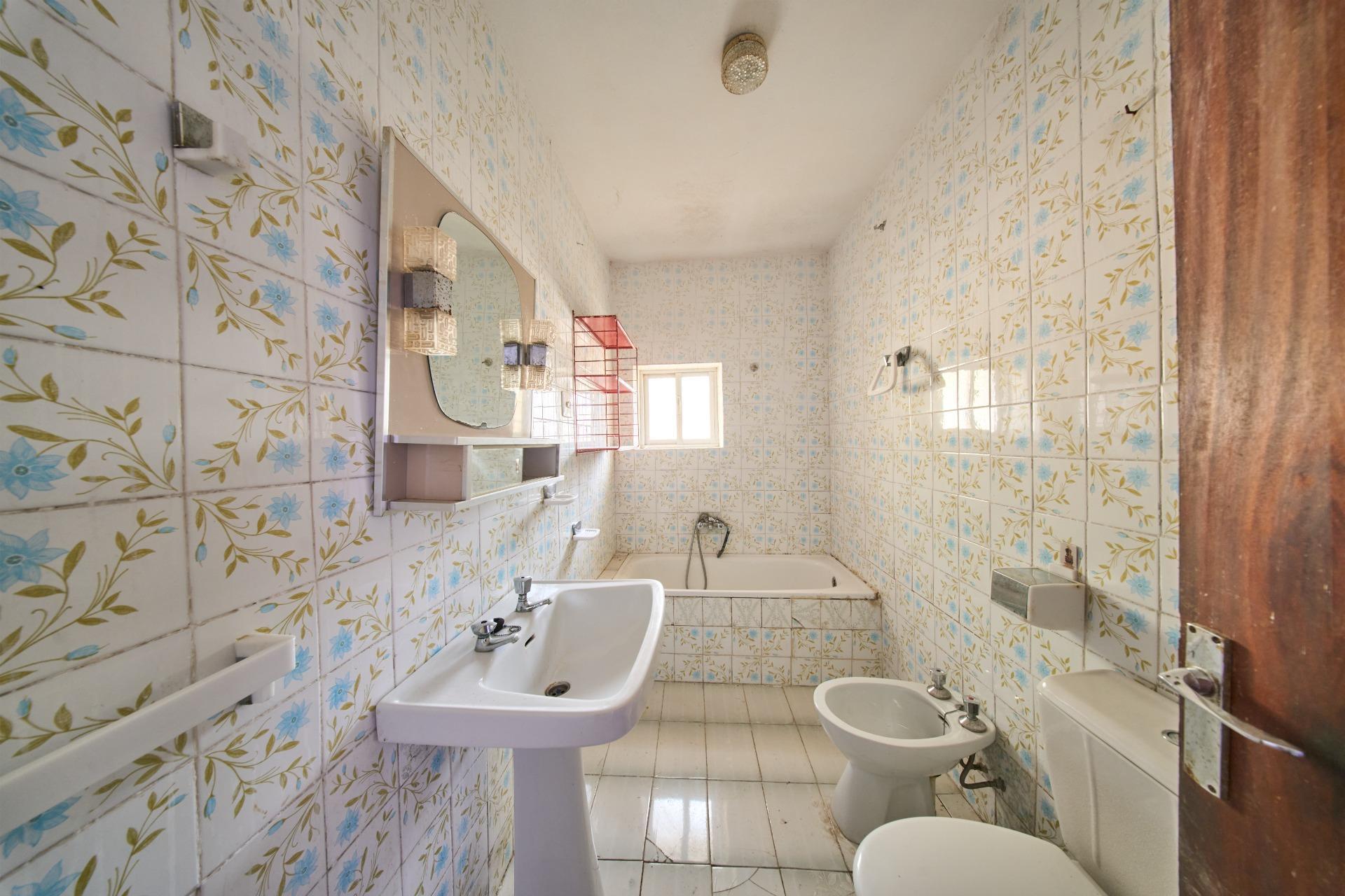 Casa en venta en calle Camino Cortijo De Tarifa, 16, 16, Cullar 22/54