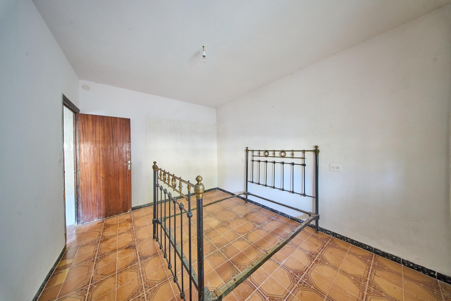Casa en venta en calle Camino Cortijo De Tarifa, 16, 16, Cullar 33/54