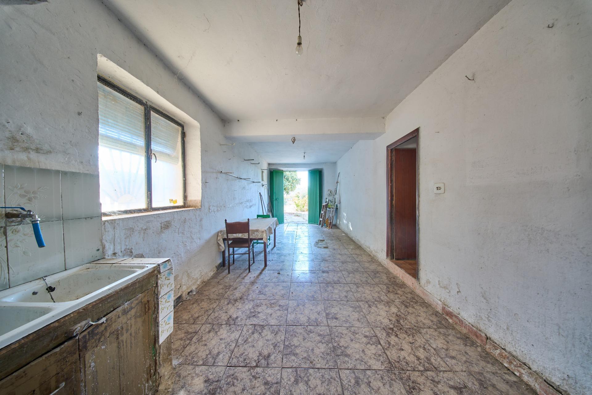 Casa en venta en calle Camino Cortijo De Tarifa, 16, 16, Cullar 38/54