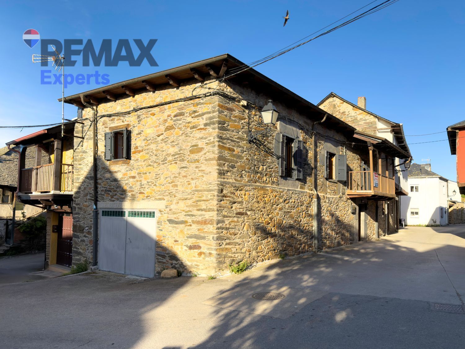 Chalet adosado en venta, Castropodame, León