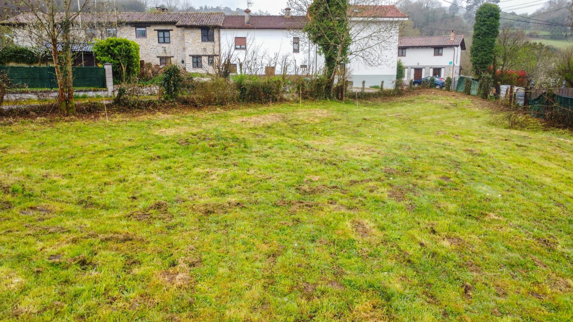 Terreno en venta en calle Ceñal, 7, Siero 33/39