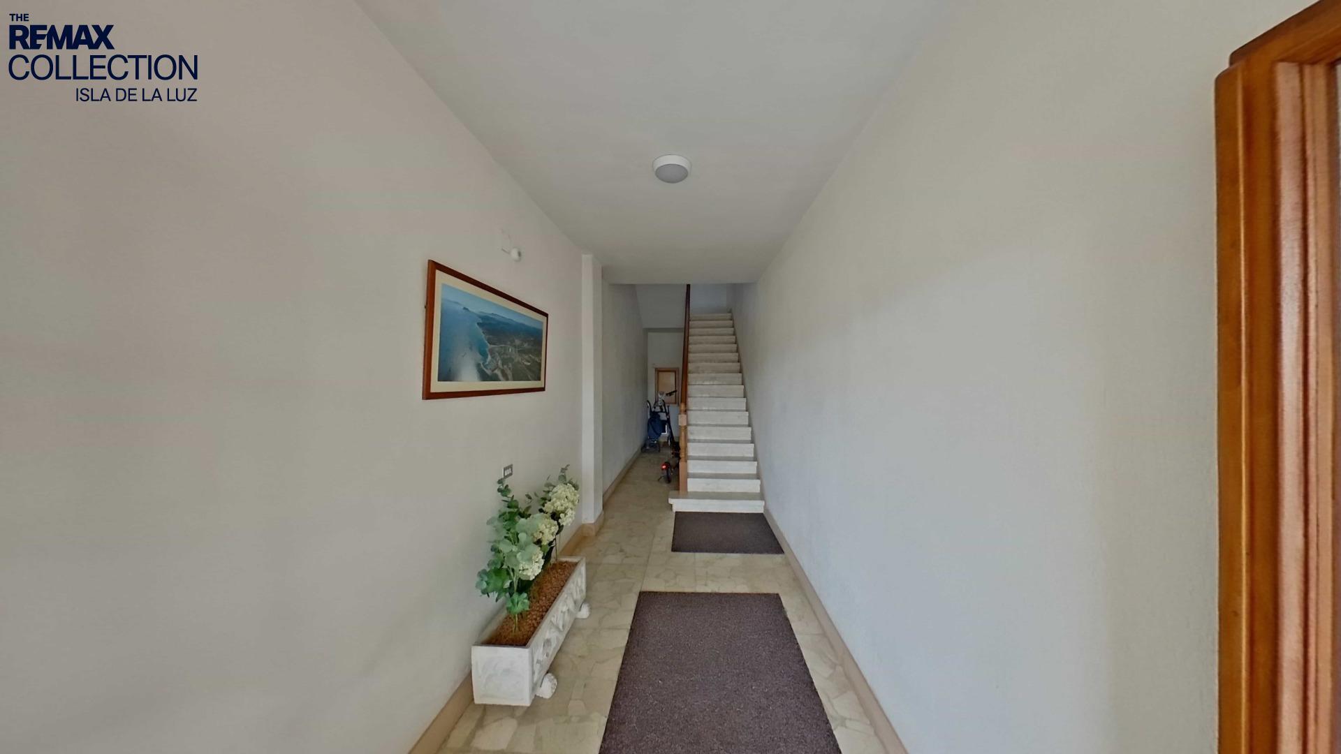 Edificios-Venta-Cambados-2210083-Foto-3