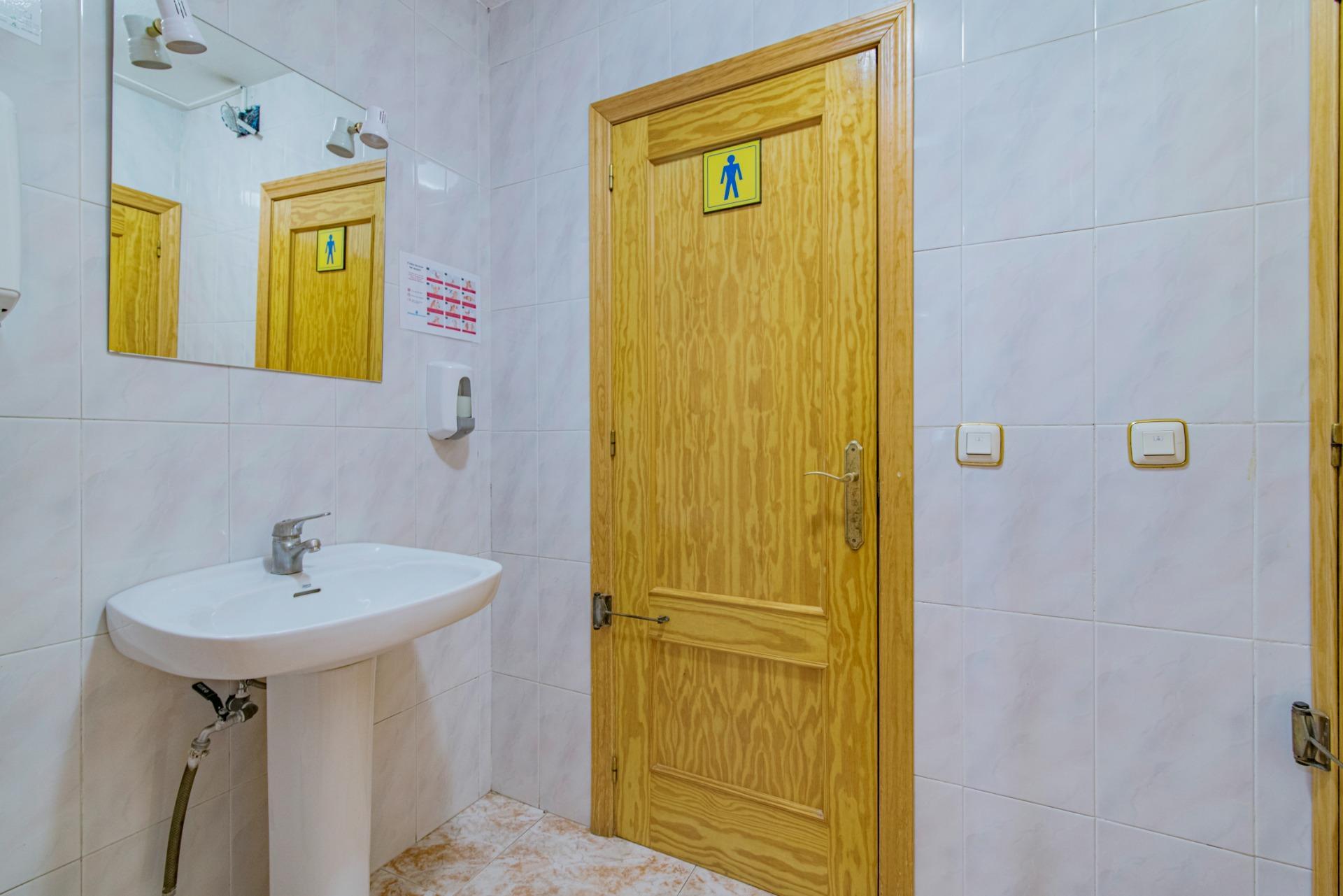 Edificios-Venta-Cortes y Graena-1395070-Foto-20