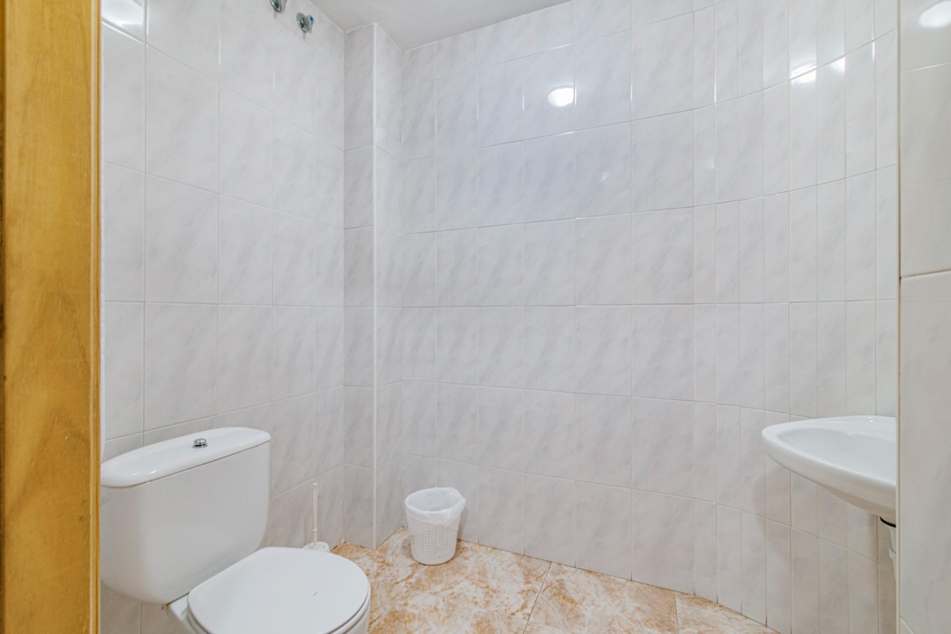 Edificios-Venta-Cortes y Graena-1395070-Foto-22