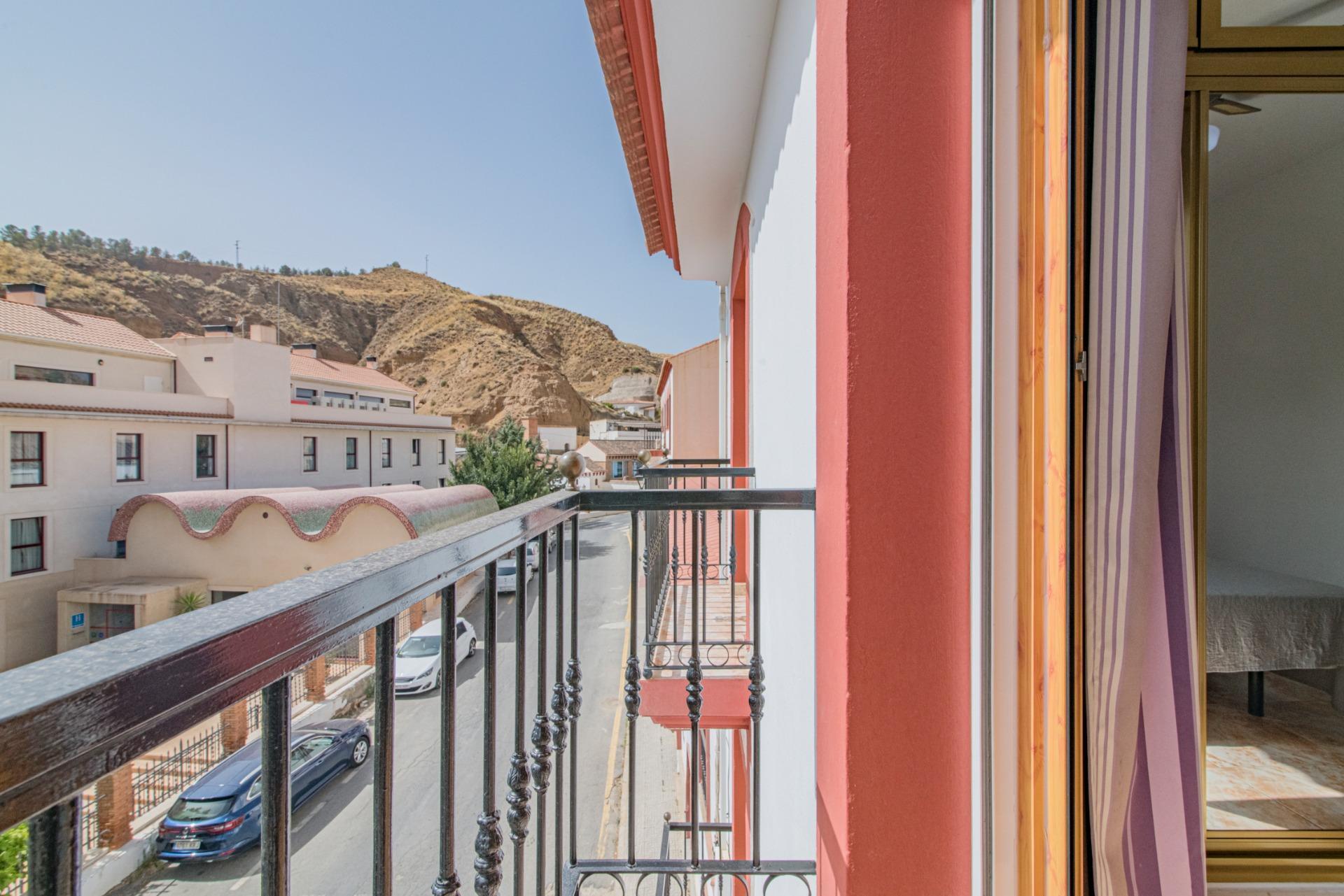 Edificios-Venta-Cortes y Graena-1395070-Foto-29
