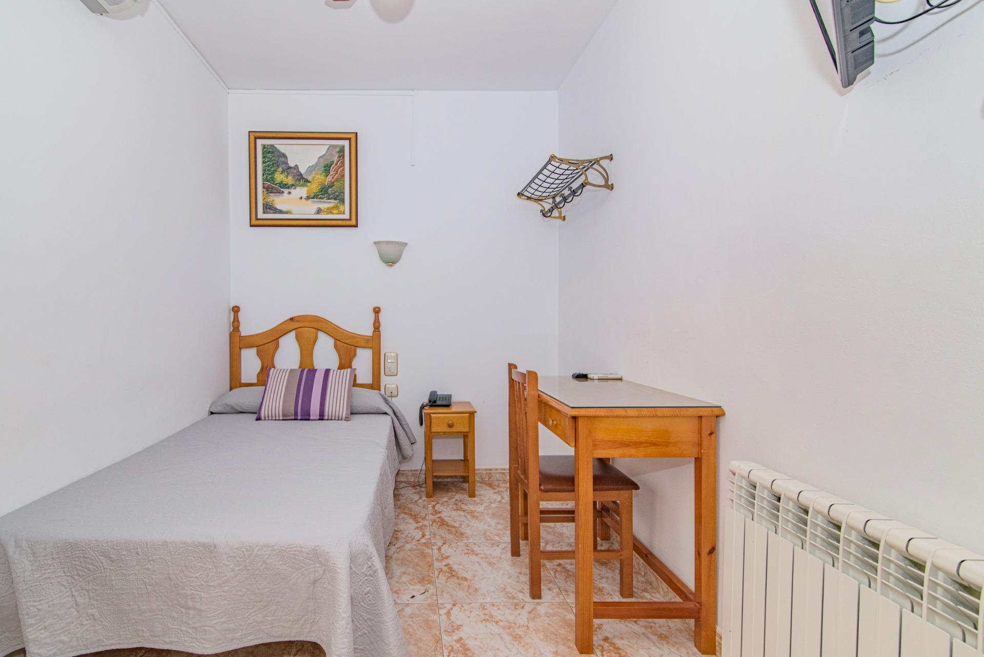 Edificios-Venta-Cortes y Graena-1395070-Foto-46