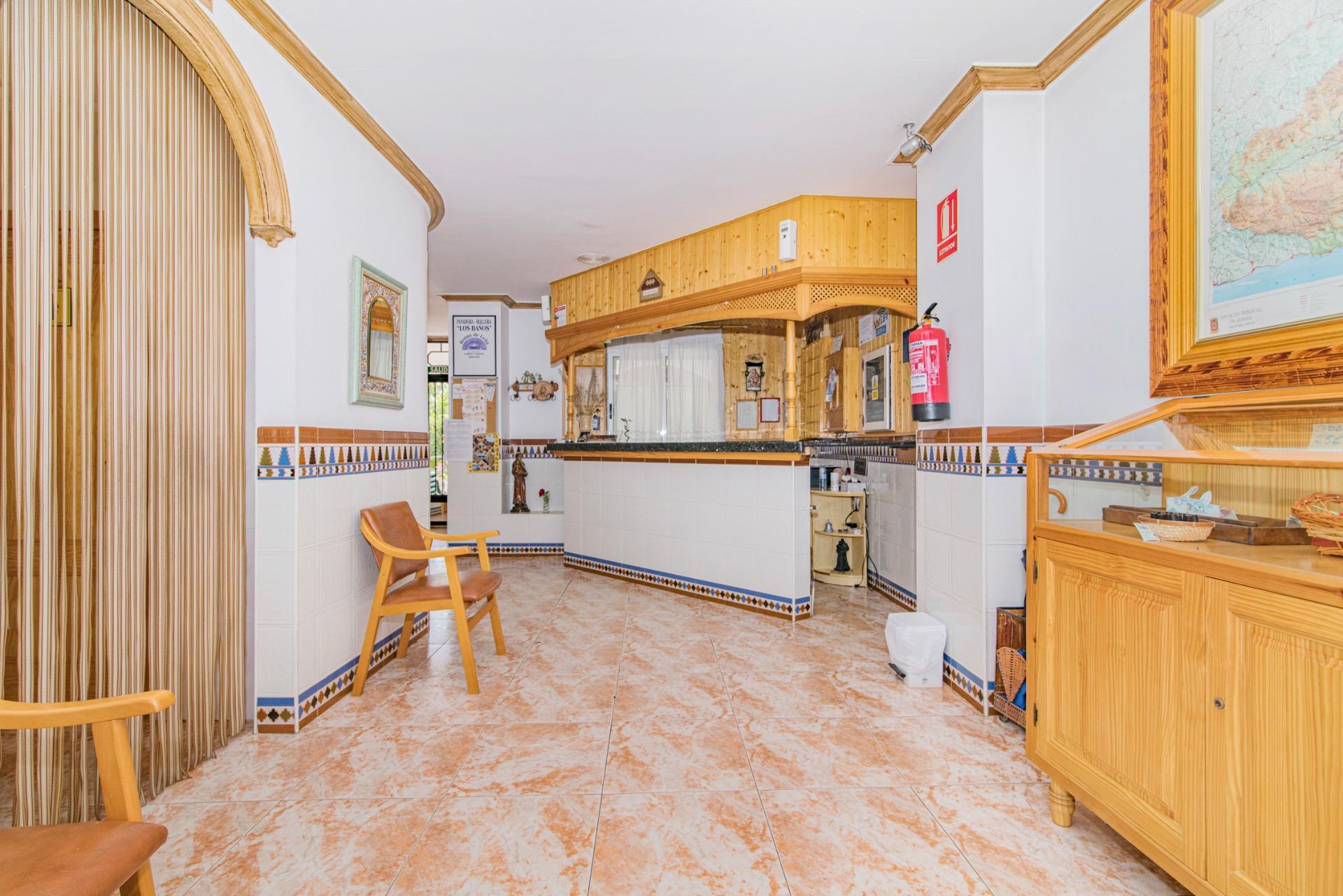 Edificios-Venta-Cortes y Graena-1395070-Foto-56