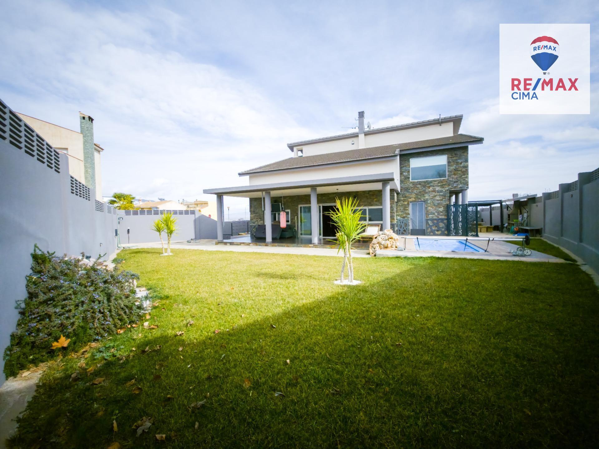 Chalet individual en venta, Baza, Granada