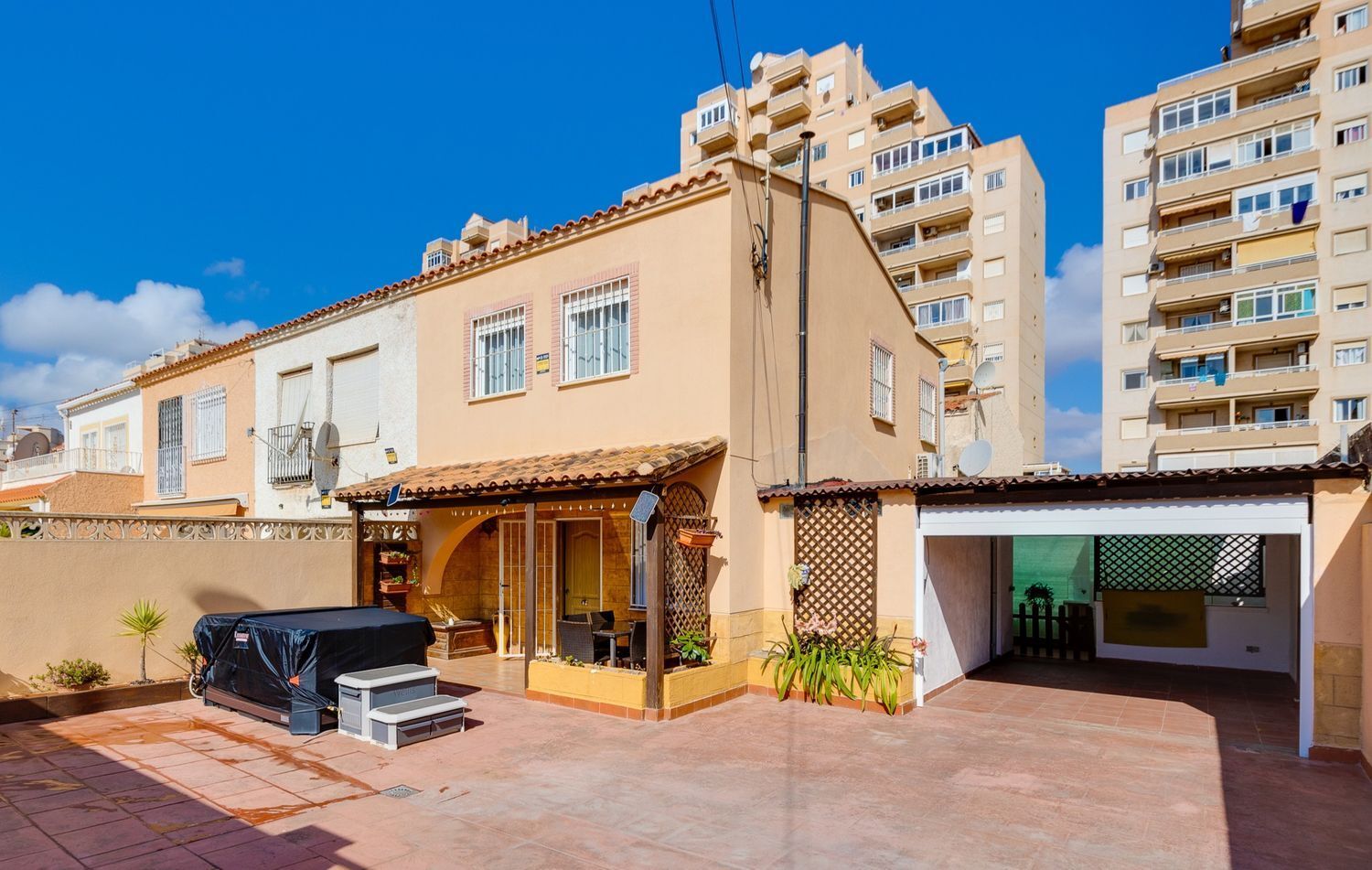 Chalet pareado en venta, Torrevieja, Alicante/Alacant