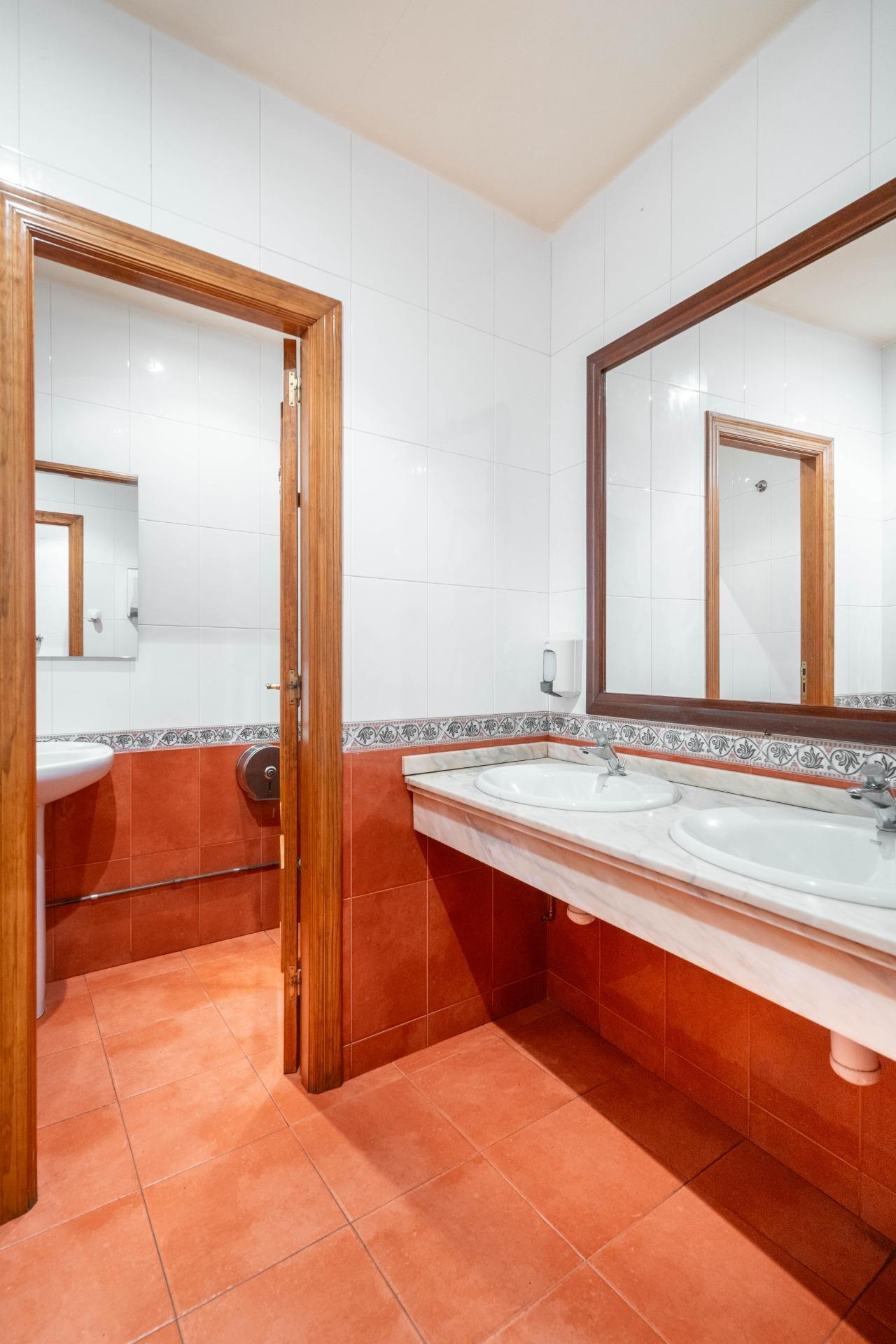 Edificios-Venta-Bercianos del PÃ¡ramo-2411789-Foto-17