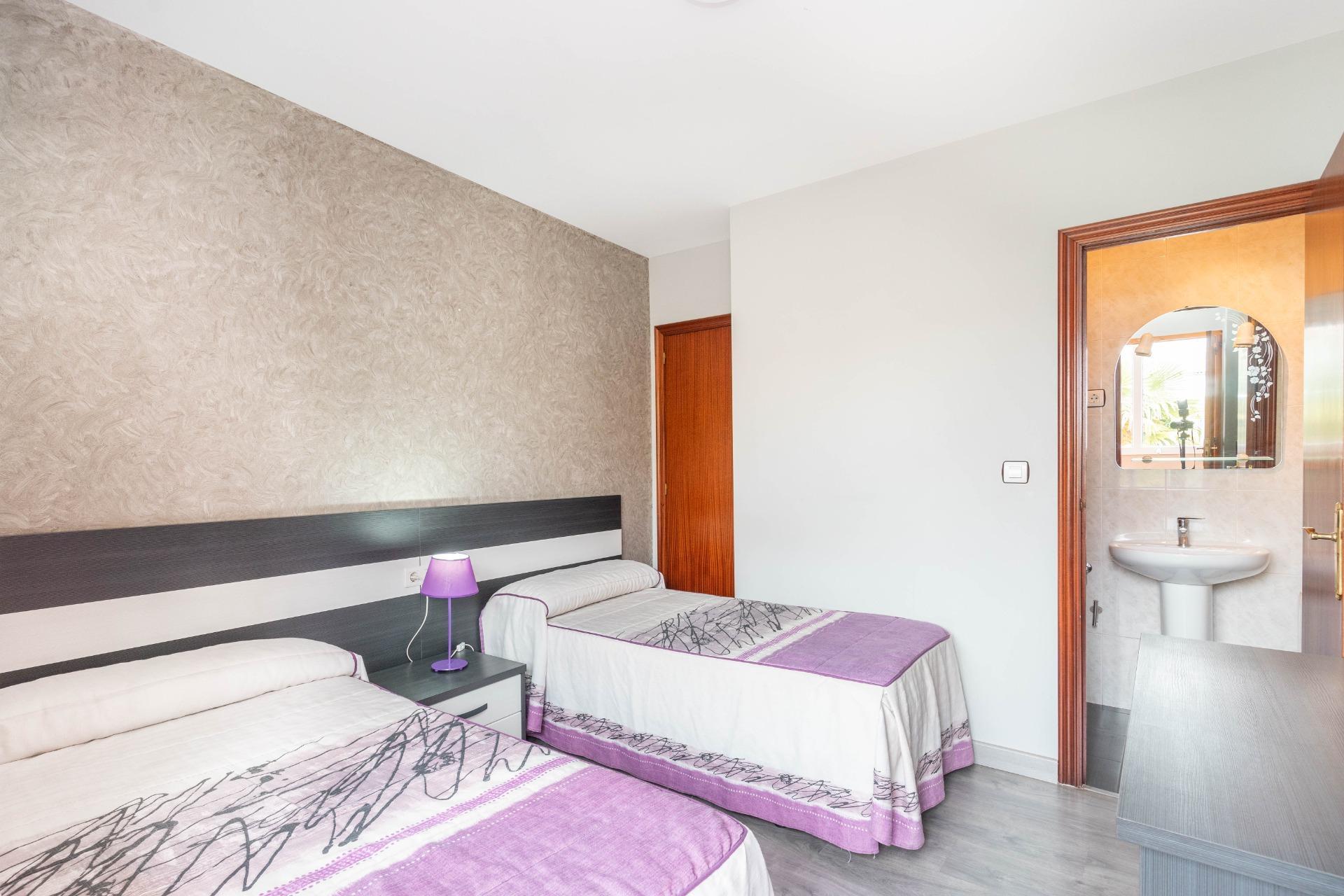 Edificios-Venta-Bercianos del PÃ¡ramo-2411789-Foto-39