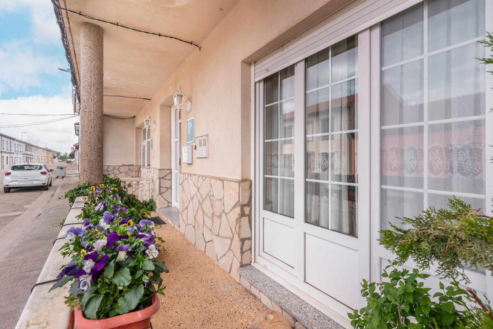 Edificios-Venta-Bercianos del PÃ¡ramo-2411789-Foto-51