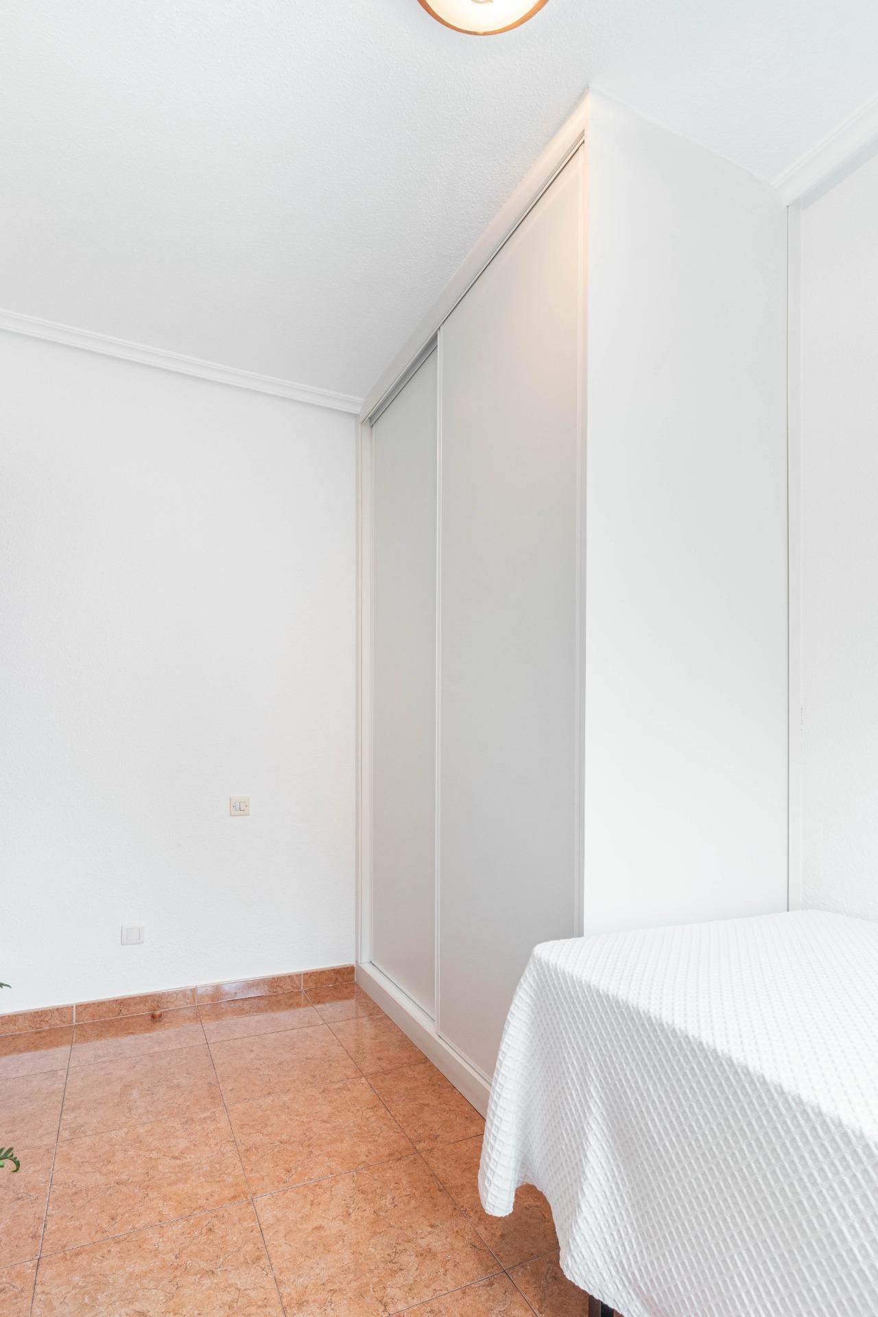 Piso en venta  calle POLIDEPORTIVO, 7, Santa Marina del Rey  5/38