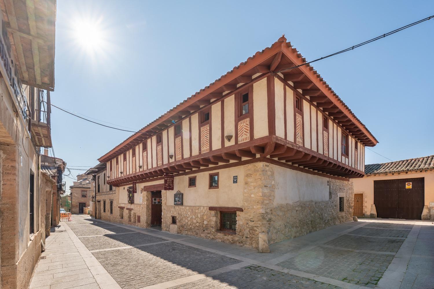 Edificios-Venta-Torrelaguna-2200197