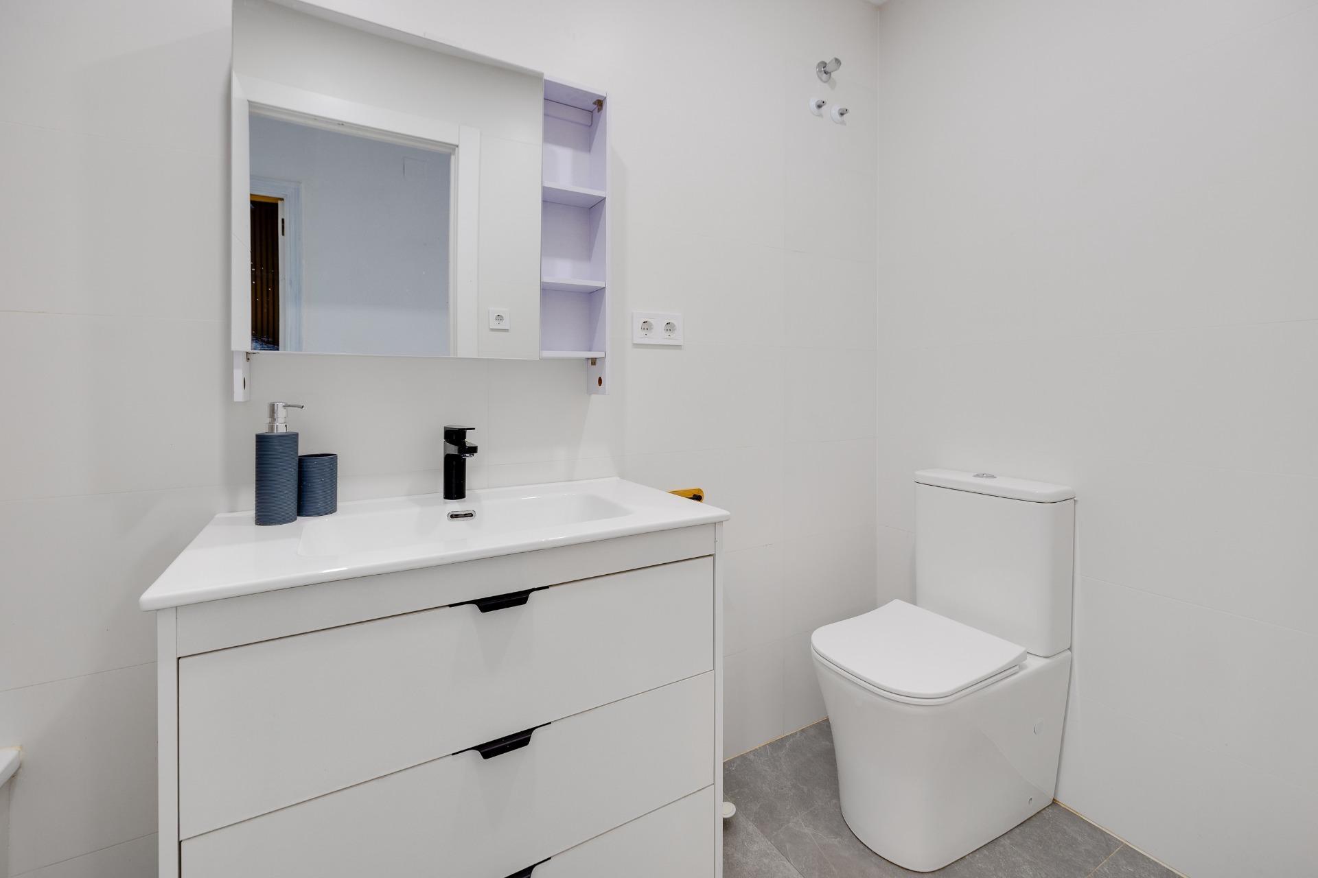 Pisos-Venta-Torrevieja-2412032-Foto-11