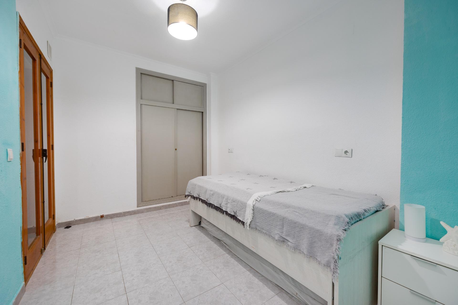 Pisos-Venta-Torrevieja-2412032-Foto-14