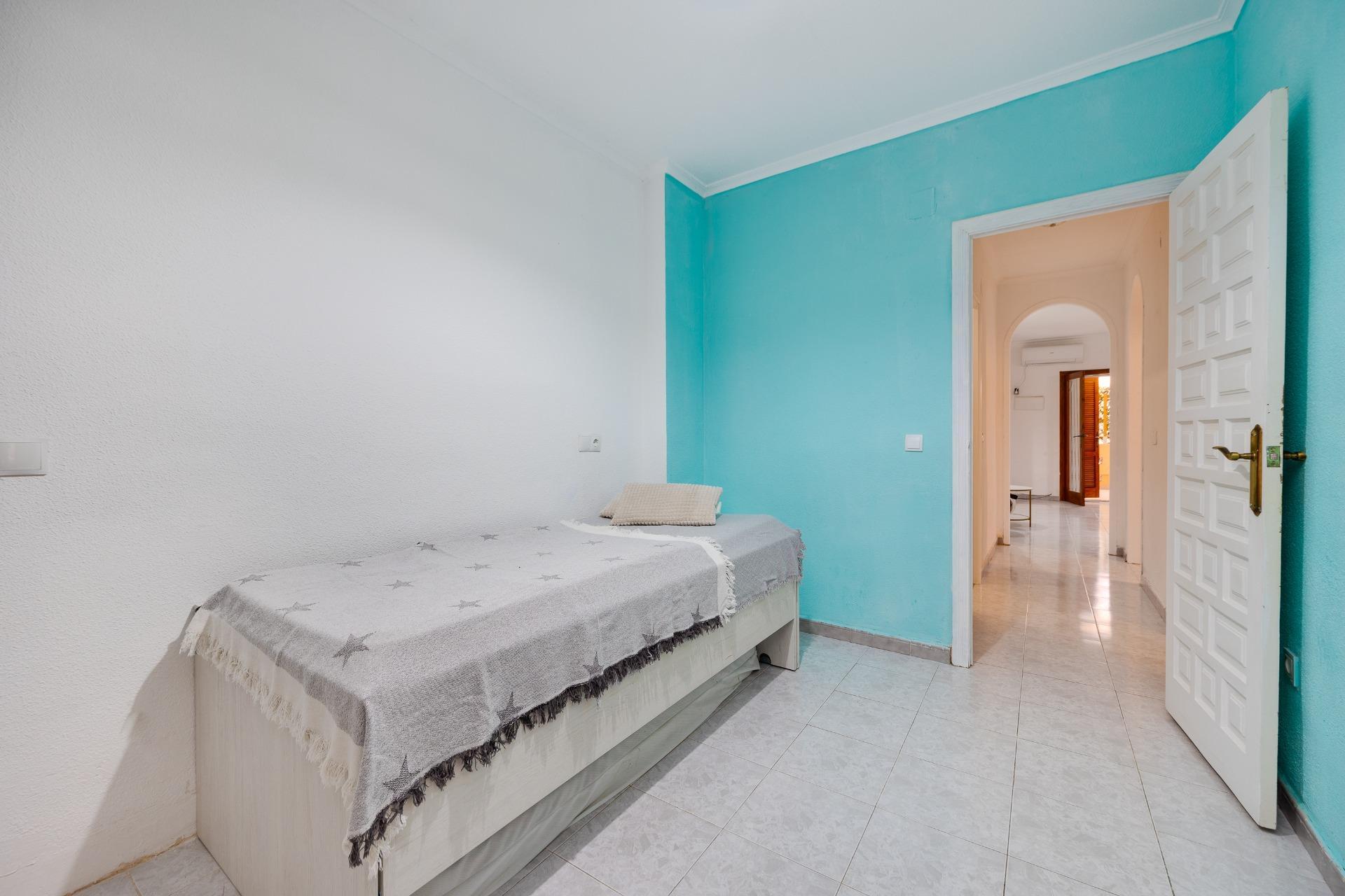 Pisos-Venta-Torrevieja-2412032-Foto-16