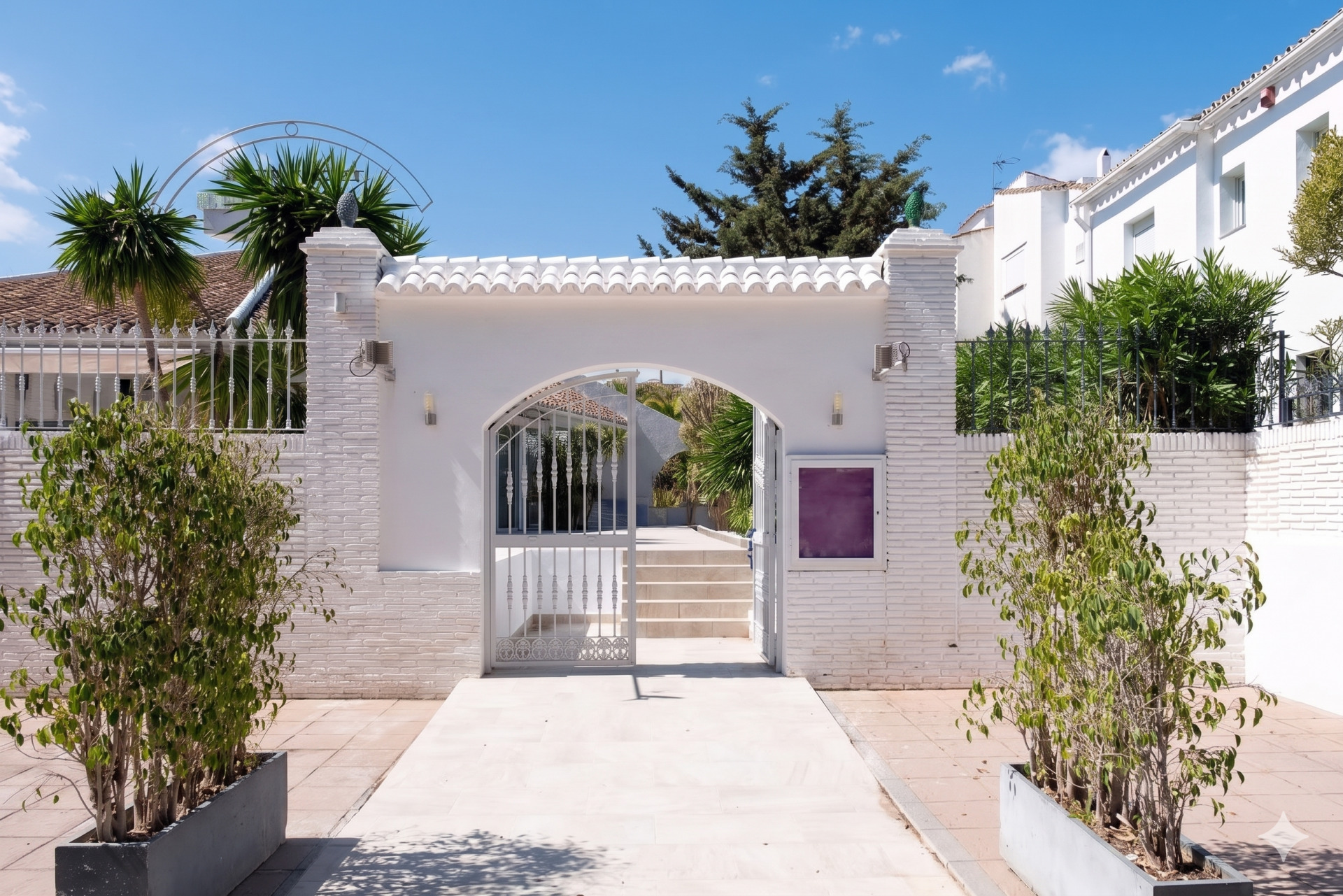 Locales-Venta-Estepona-1830426-Foto-4