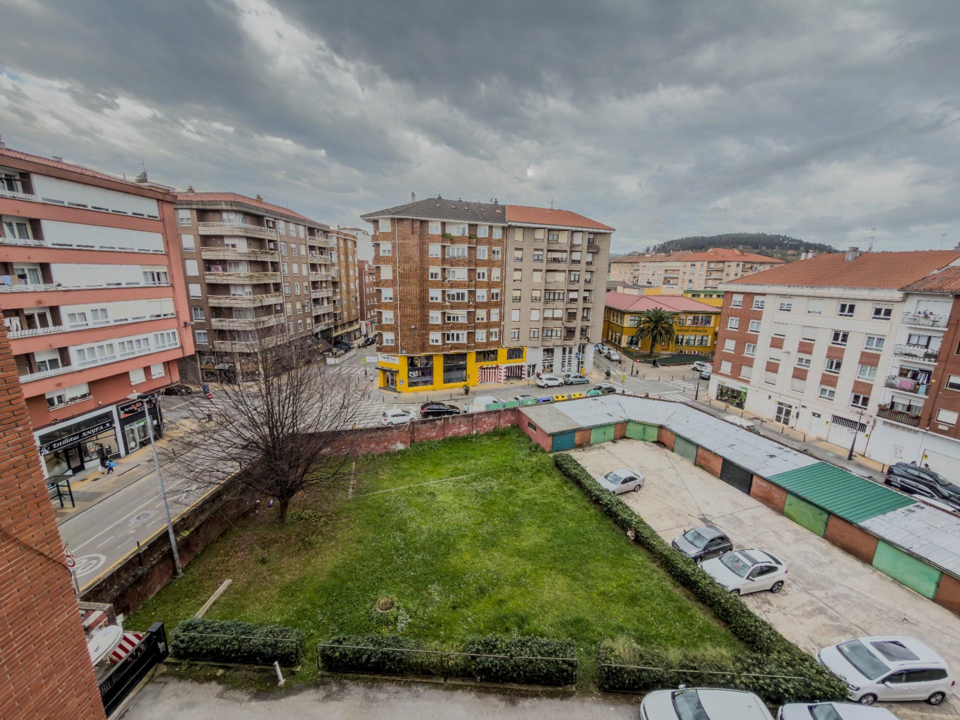 Pisos-Venta-Torrelavega-2177791-Foto-16