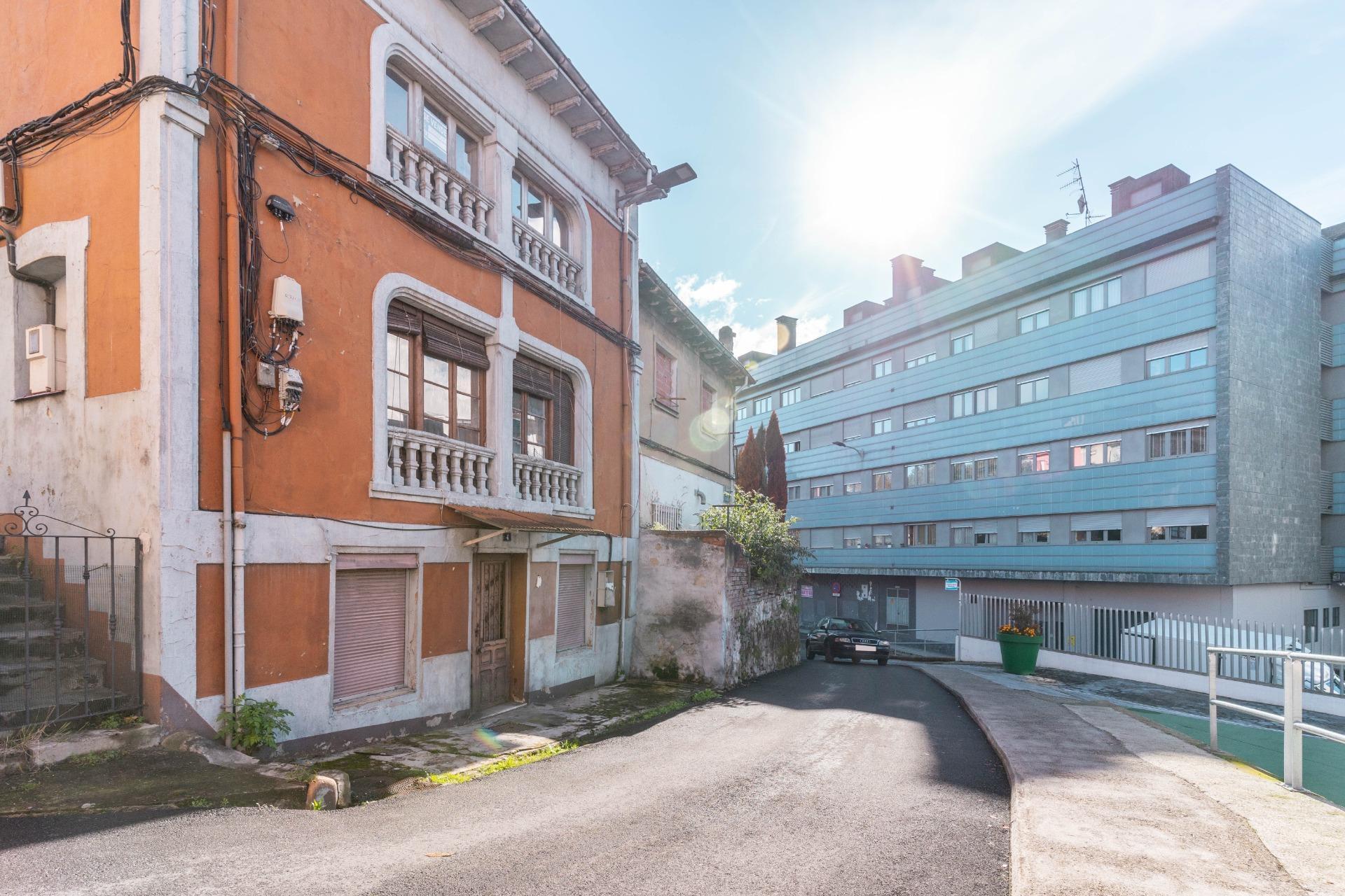 Edificio en venta, LlangrÃ©u/Langreo, Asturias, Asturias