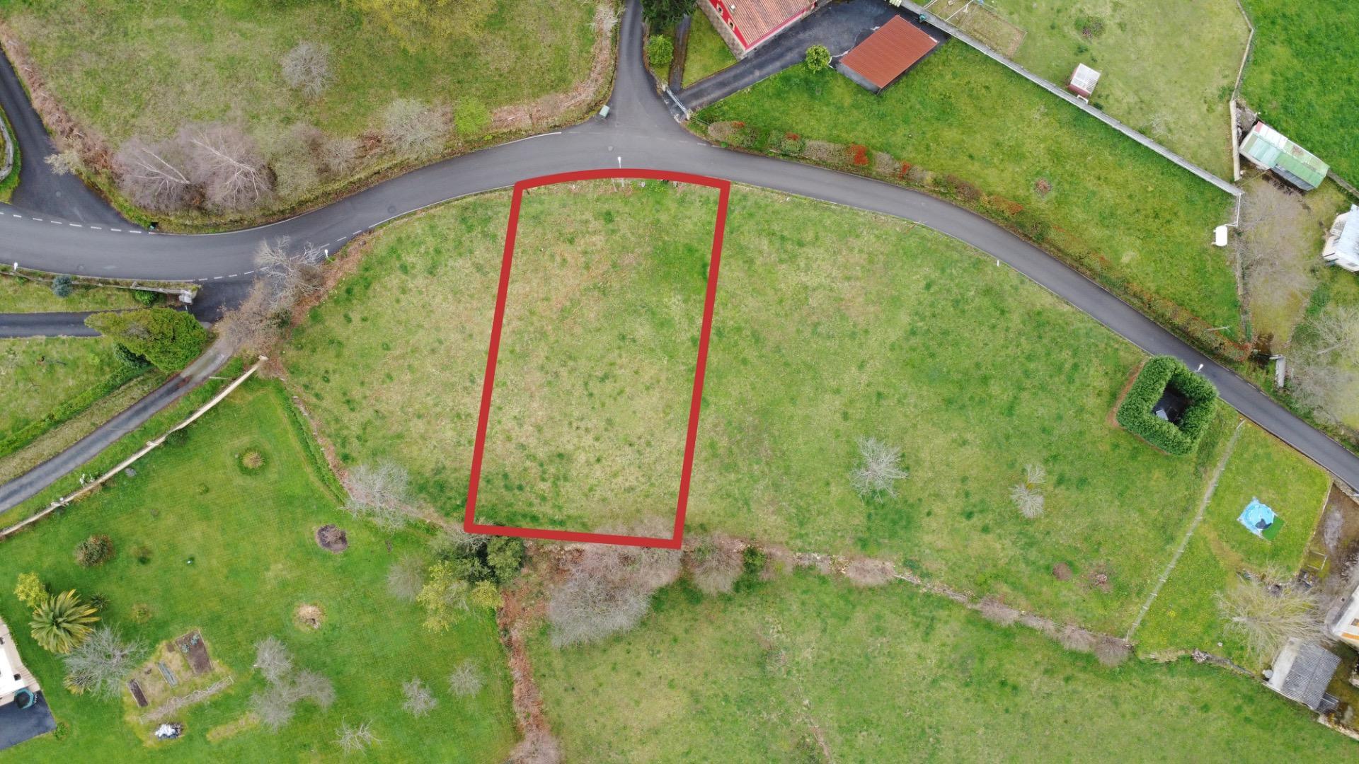 Terreno en venta  calle La Vallina, Siero  1/1