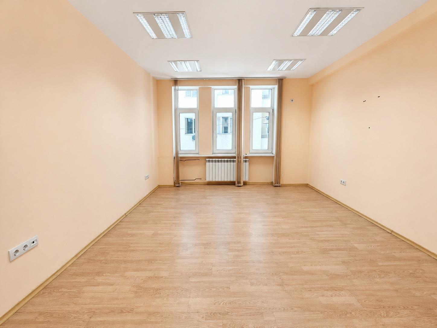 Oficinas-Alquiler-Sofia-2411558-Foto-3