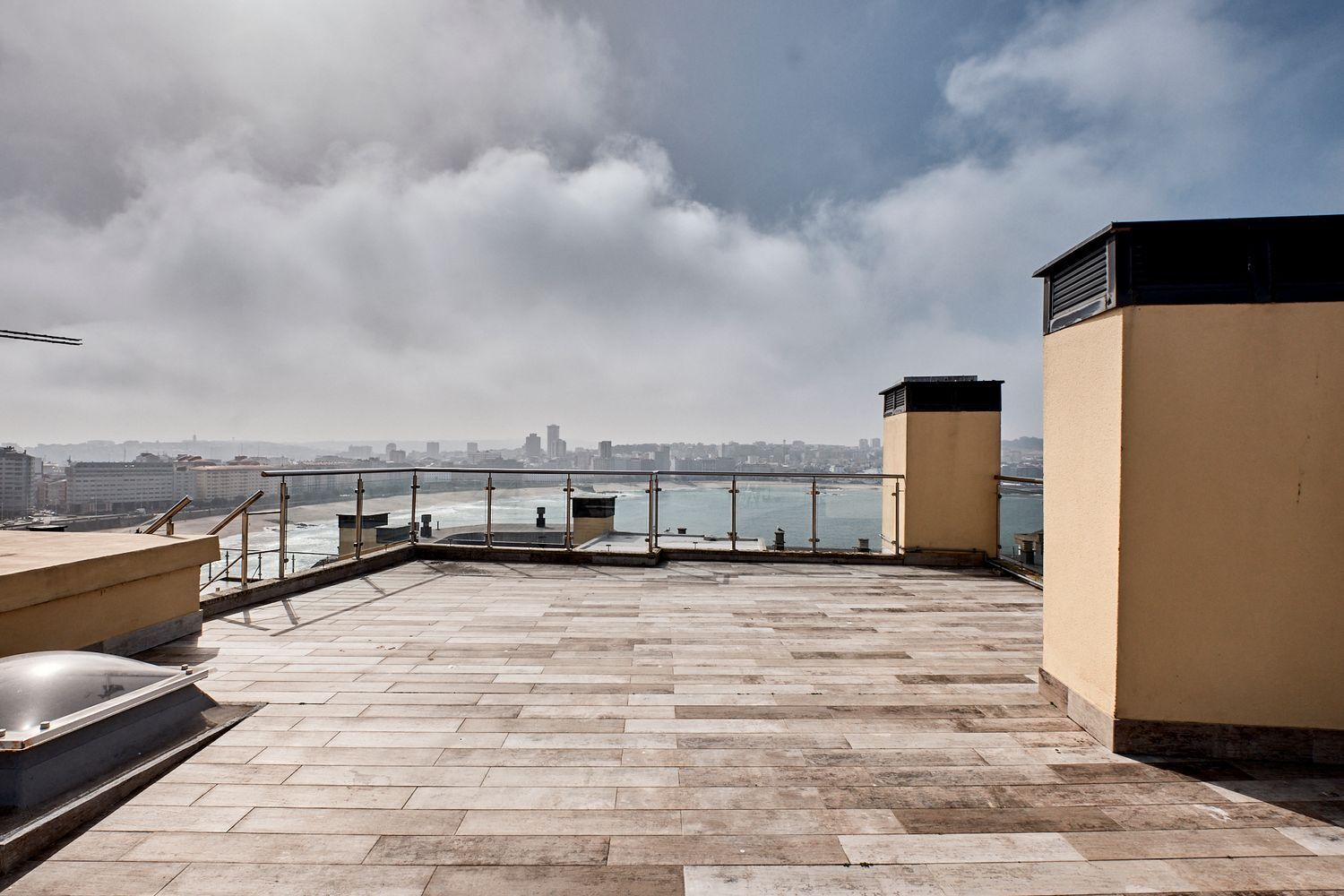 Piso en venta en A Coruña 10/66