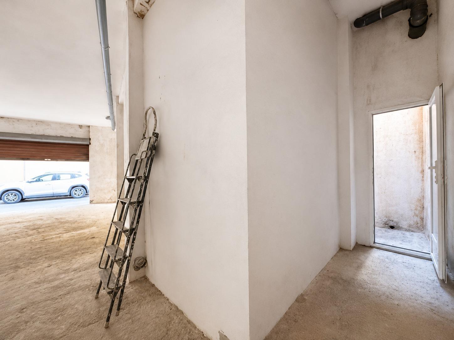 Garajes-Venta-AlmerÃ­a-2411609-Foto-2