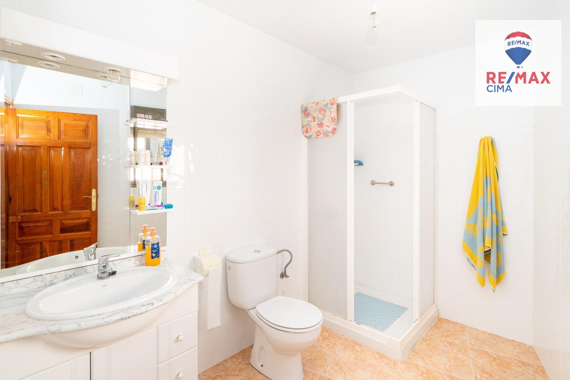 Pisos-Venta-Freila-2411600-Foto-13