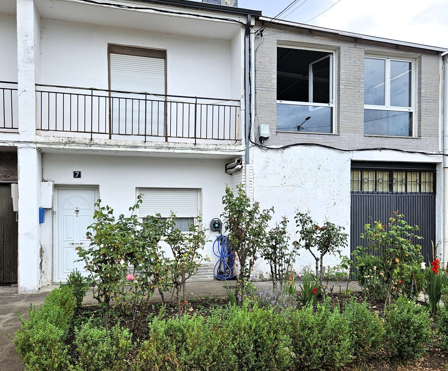 Chalet adosado en venta, Carracedelo, León