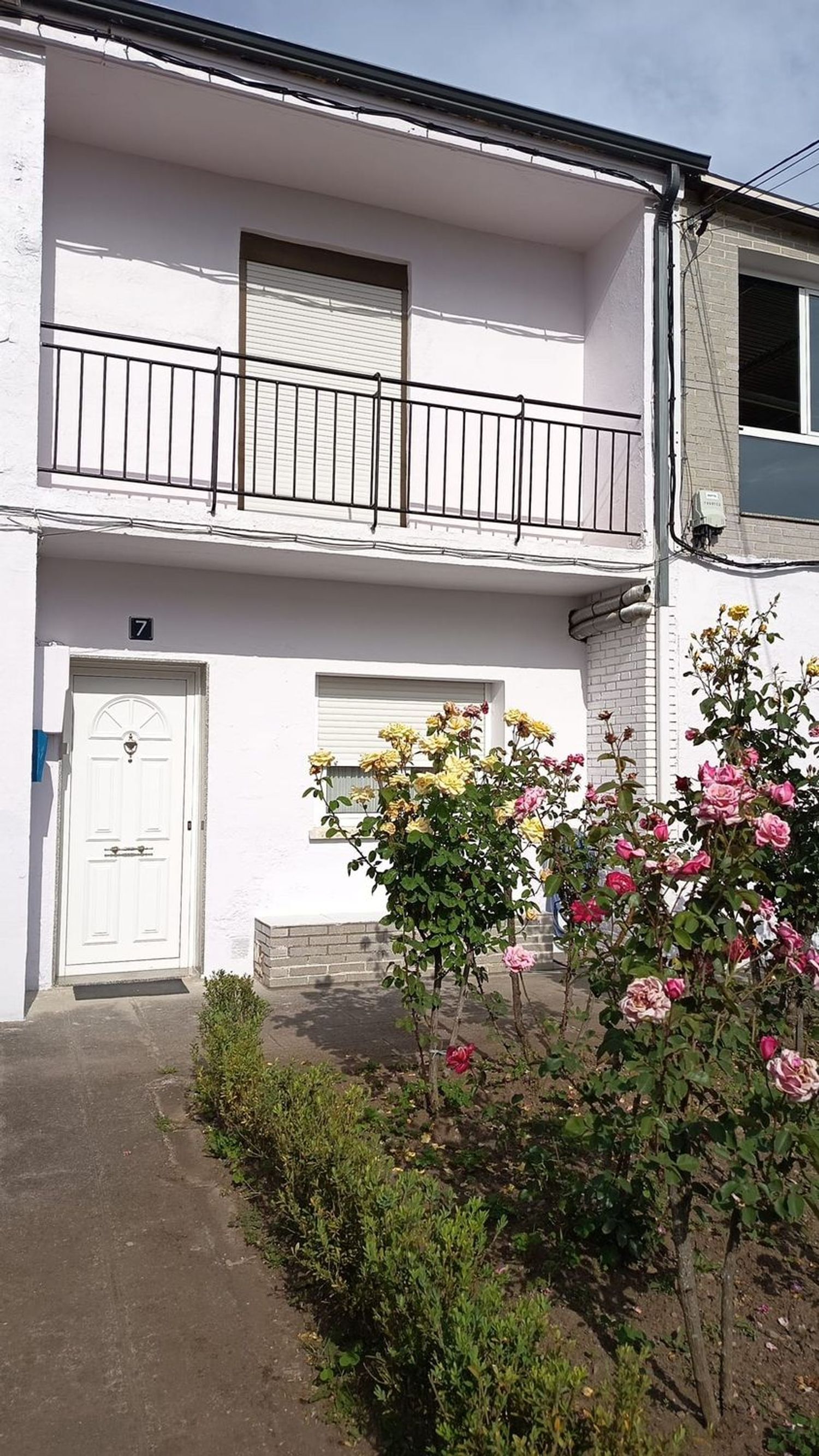 Chalet adosado en venta, Carracedelo, León