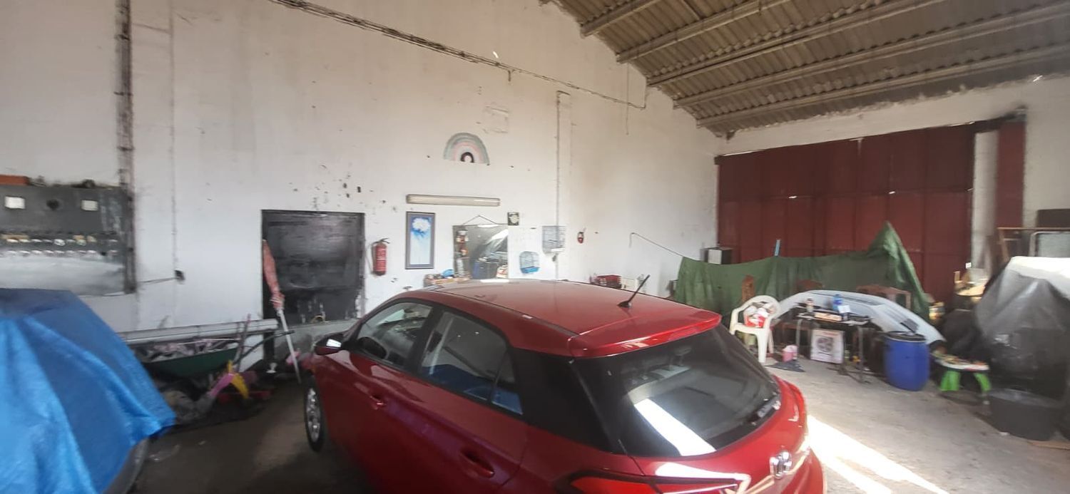 Nave Industrial en venta  Valdestillas  4/14