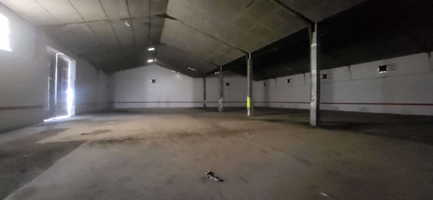 Nave Industrial en venta  Valdestillas  5/14