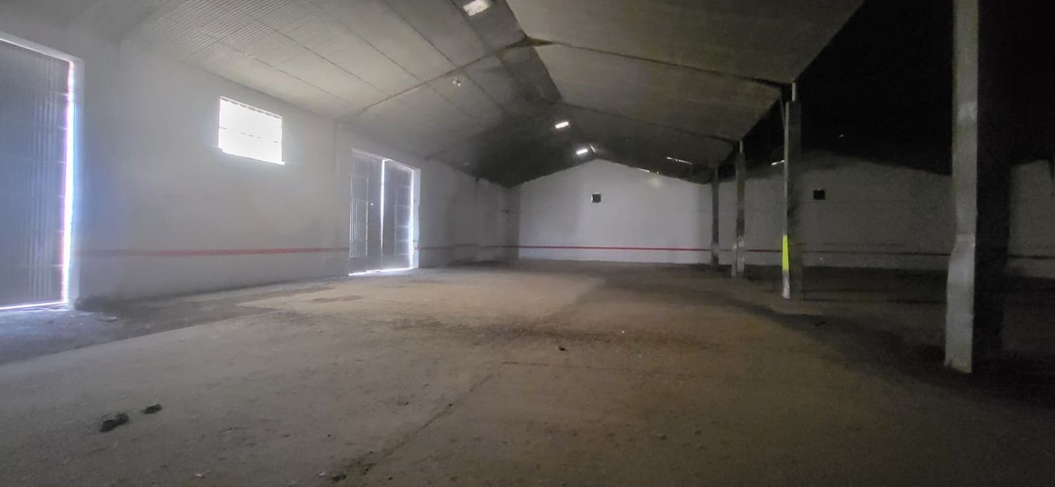 Nave Industrial en venta  Valdestillas  7/14