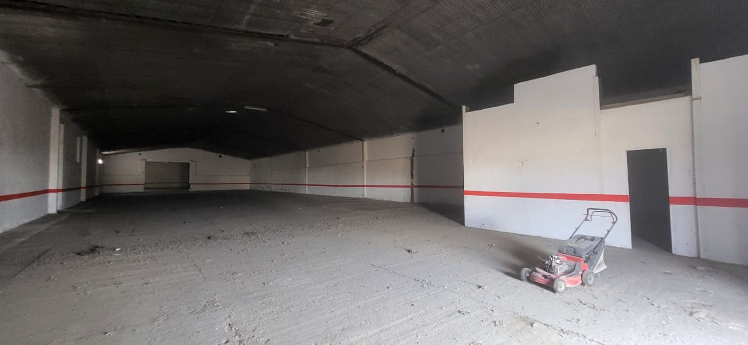 Nave Industrial en venta  Valdestillas  8/14