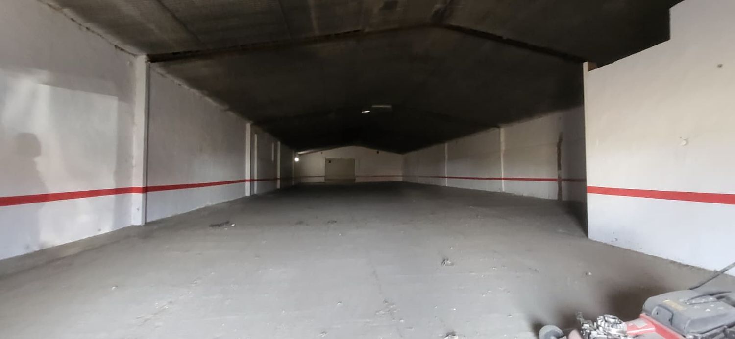 Nave Industrial en venta  Valdestillas  13/14