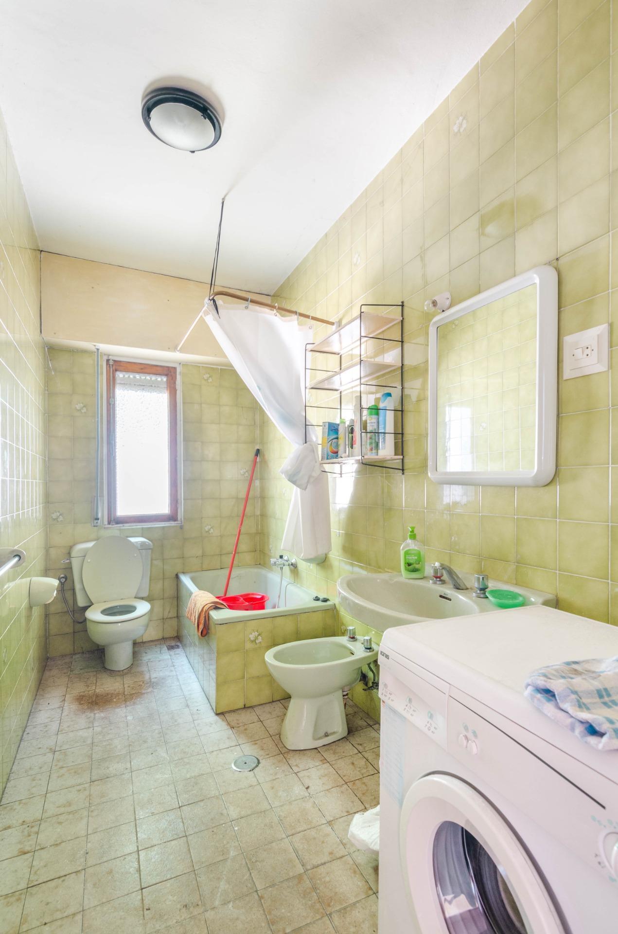 Edificios-Venta-Aller-2411639-Foto-14