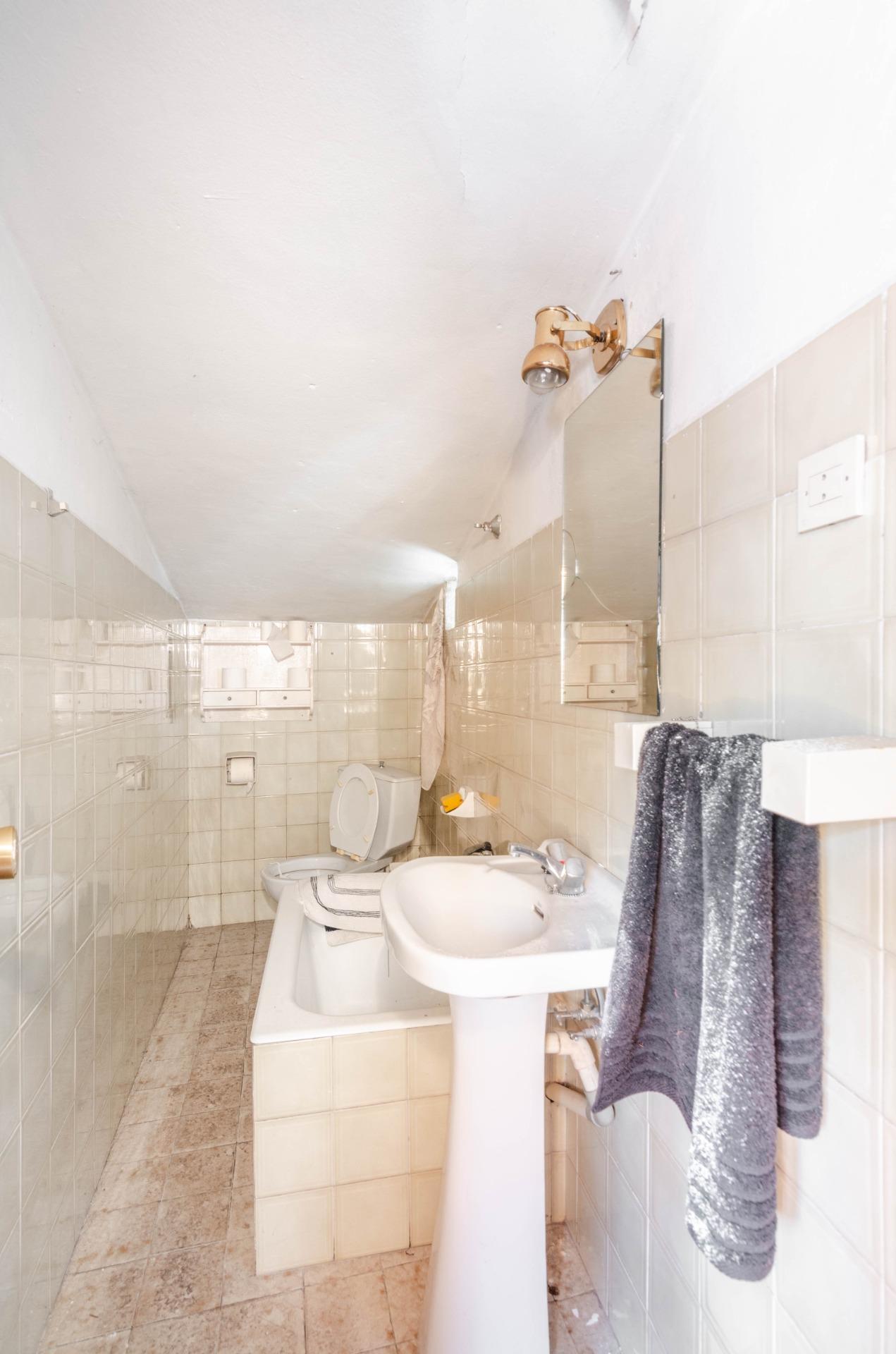Edificios-Venta-Aller-2411639-Foto-11