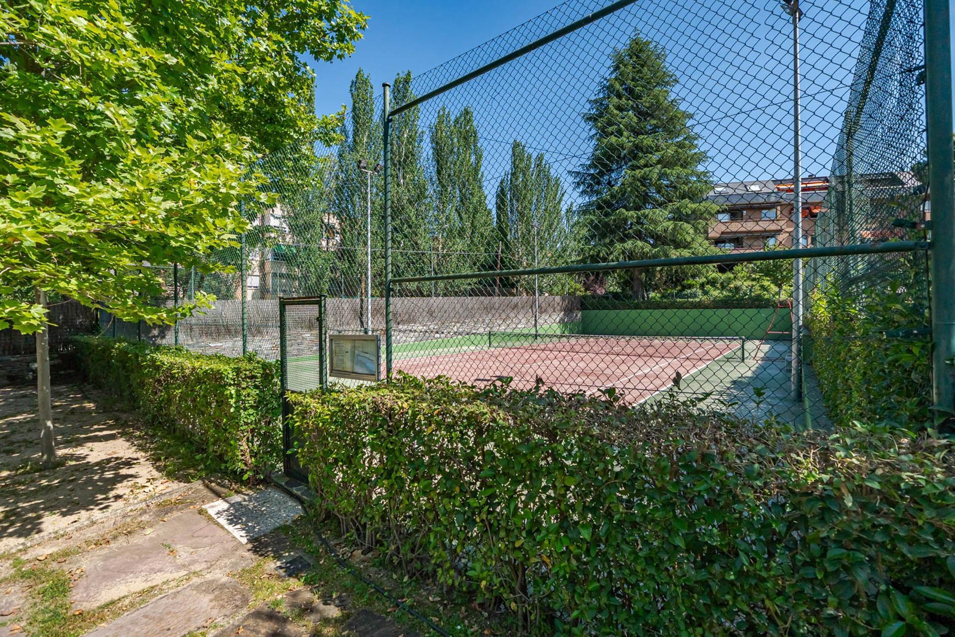 Piso en venta en Majadahonda 63/64