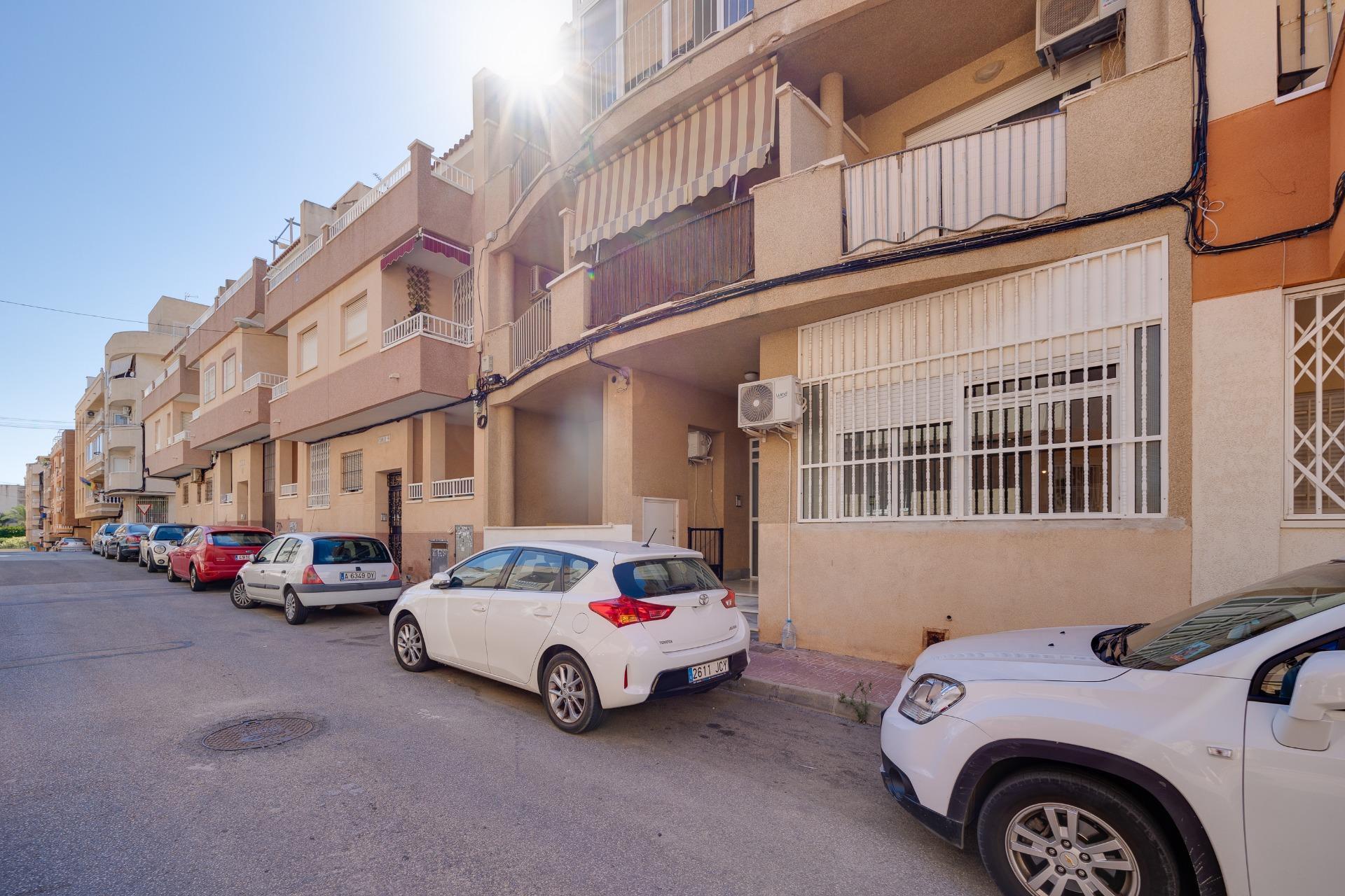 Pisos-Venta-Torrevieja-1935640-Foto-30
